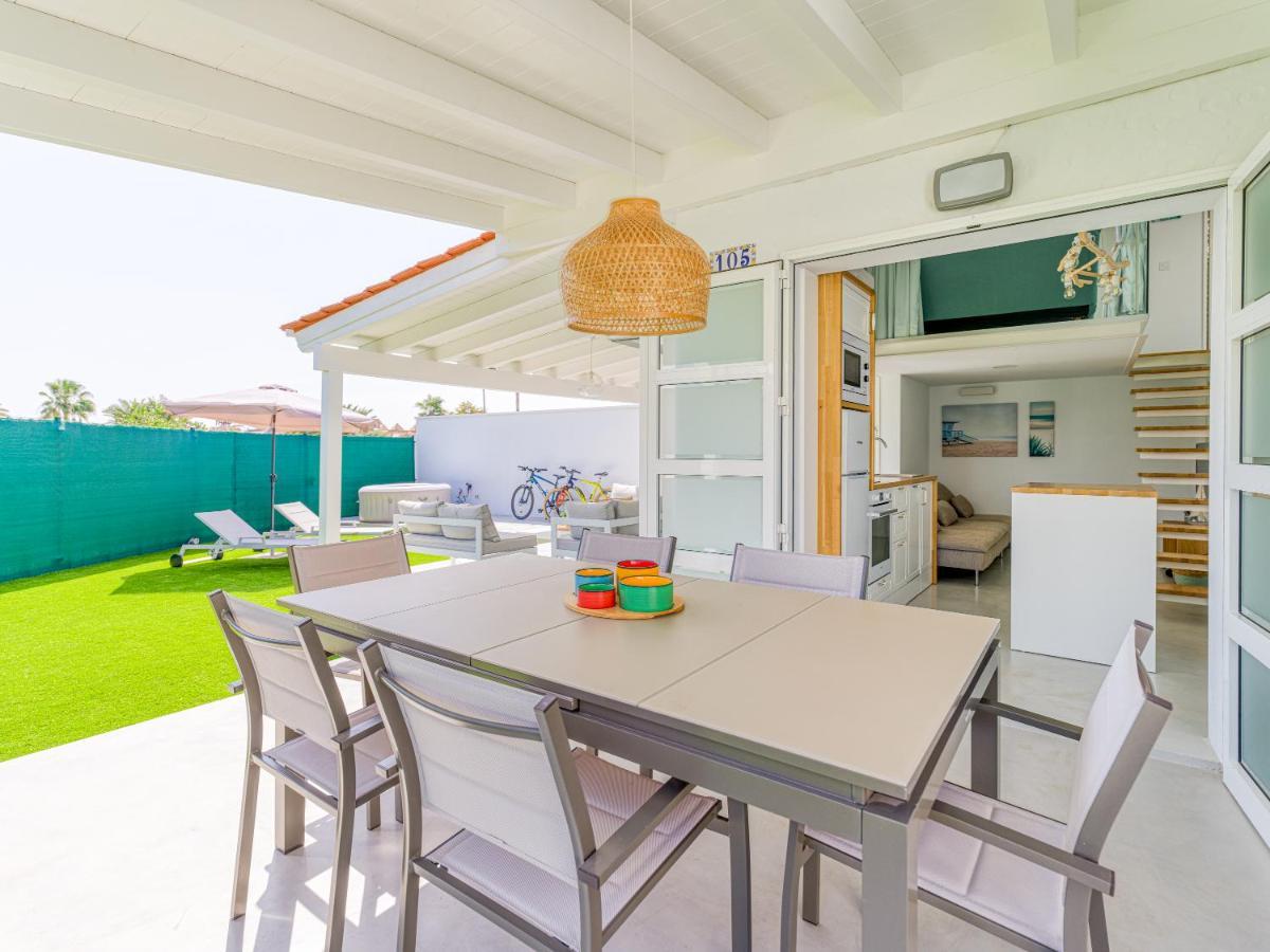 Aquarium Bungalow Private Jacuzzi, 3 Bedrooms, Ac And Bikes Maspalomas  Bagian luar foto
