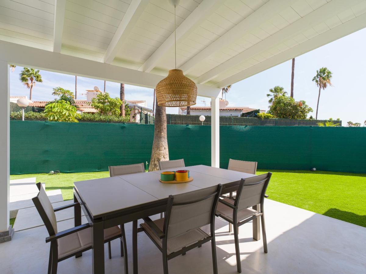 Aquarium Bungalow Private Jacuzzi, 3 Bedrooms, Ac And Bikes Maspalomas  Bagian luar foto
